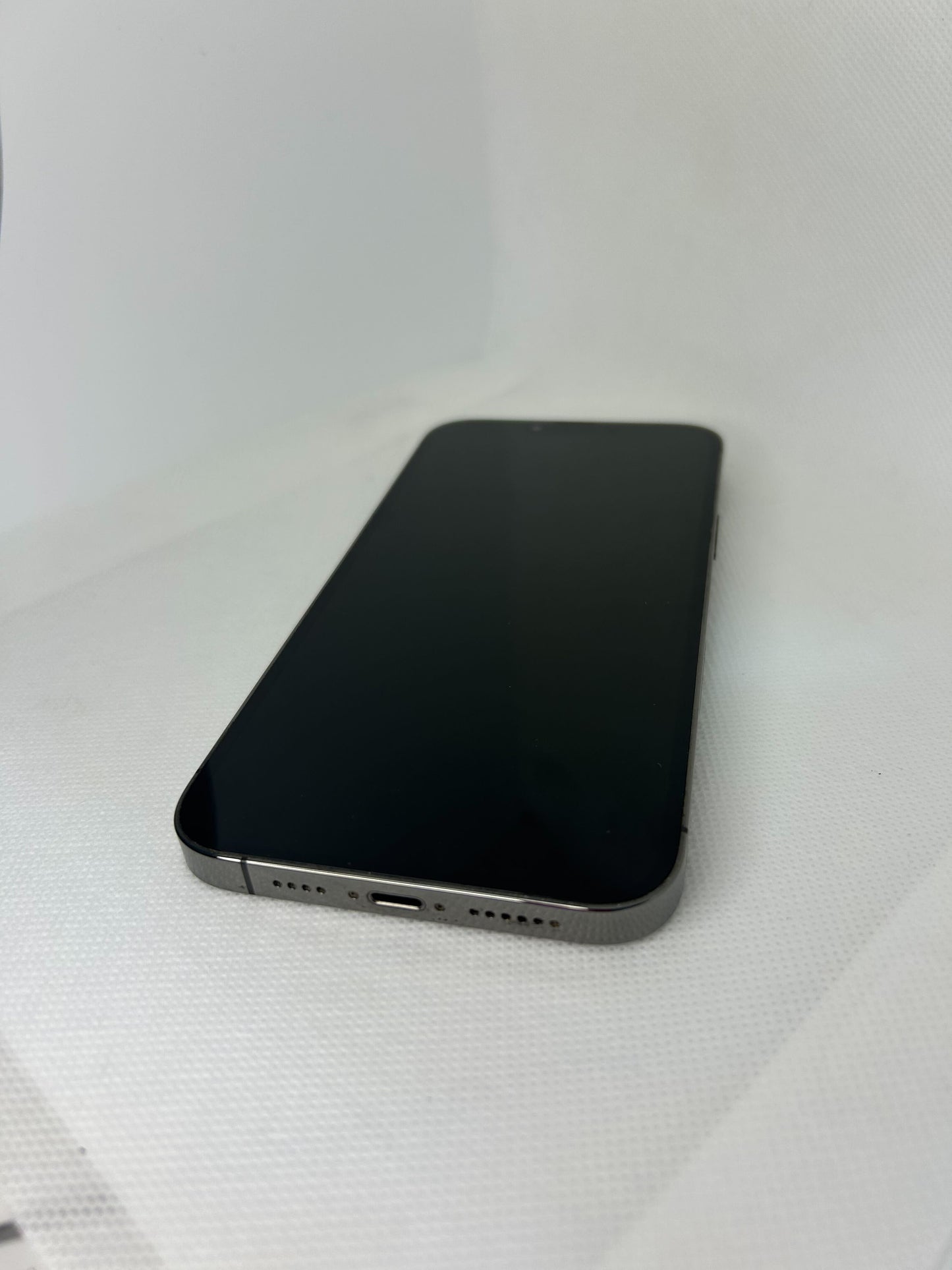 Celular iPhone 13 Pro Max Reacondicionado - 128GB - Como nuevo 13 meses de garantía - Cable gratis - llevalo a cuotas